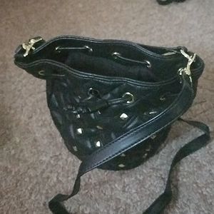 Black bucket purse